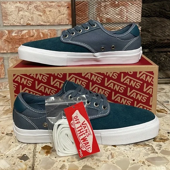 Vans Chima Ferguson Pro Mirage Blue white Sneakers